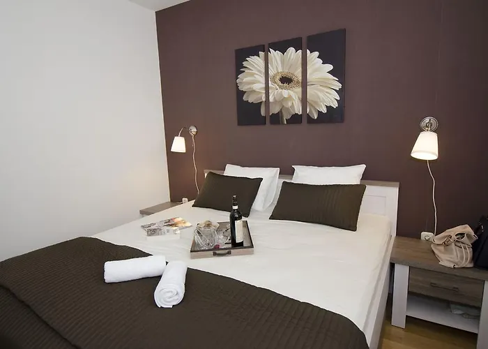 Mala 아파트 트로기르